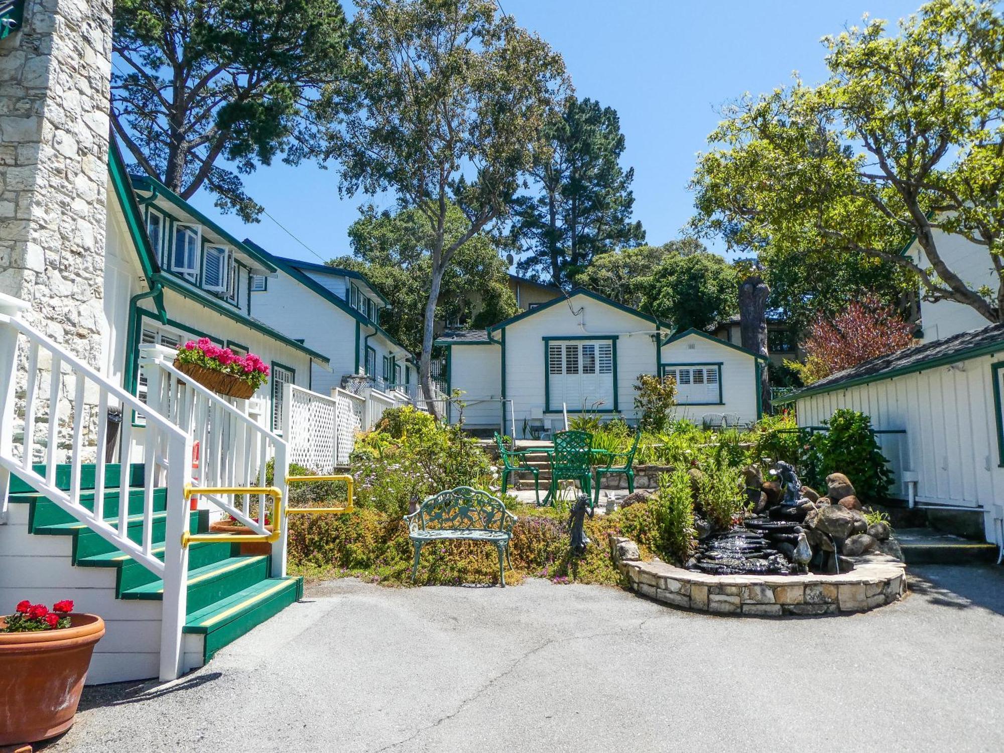 Carmel Green Lantern Inn المظهر الخارجي الصورة